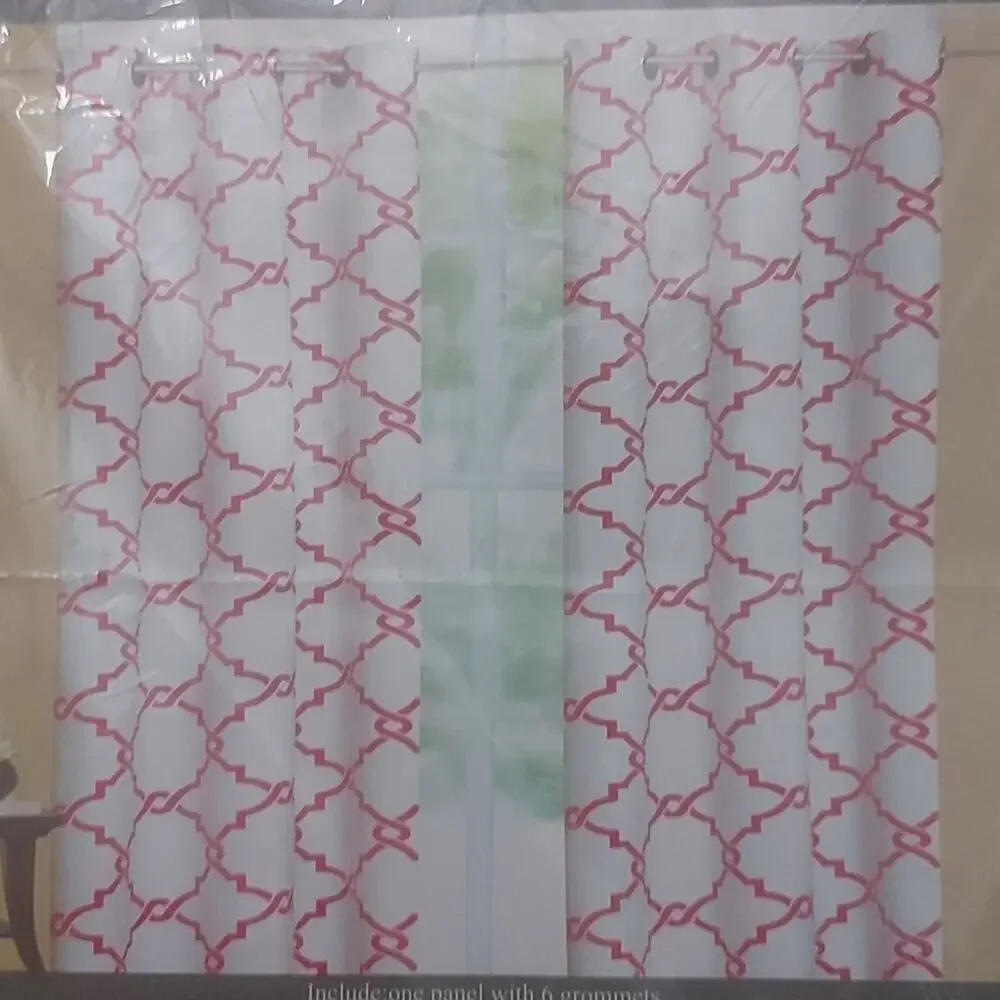 Empire Home Fashions Pink/White One Curtain Panel NEW Home Decor Furnishings